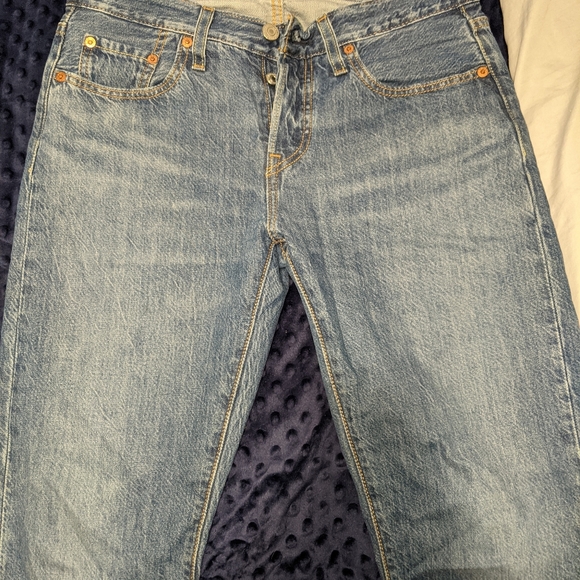 Levi's 501 Tapered - Picture 2 of 3